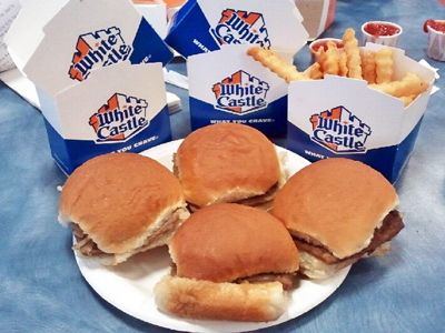 white-castle-is-testing-out-some-really-bizarre-combo-restaurants